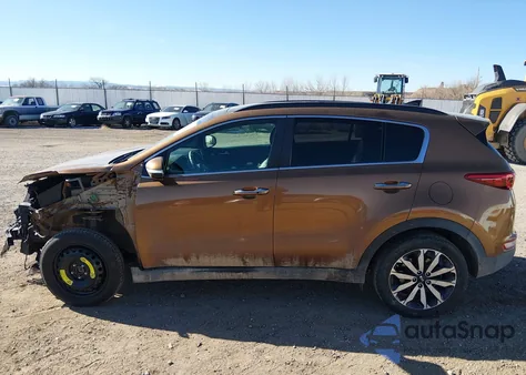2018 Kia Sportage Ex z USA, uszkodzony, nr VIN KNDPNCAC0J7365555